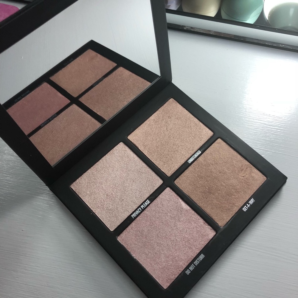 Kylie Jenner Wet Set